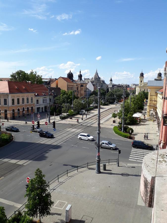 Piac Utcai Apartman Debrecen Ngoại thất bức ảnh